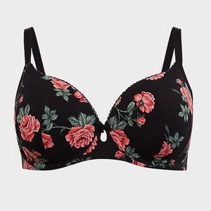 NWT! TORRID BLK/RED FLORAL T-SHIRT BRA 42B